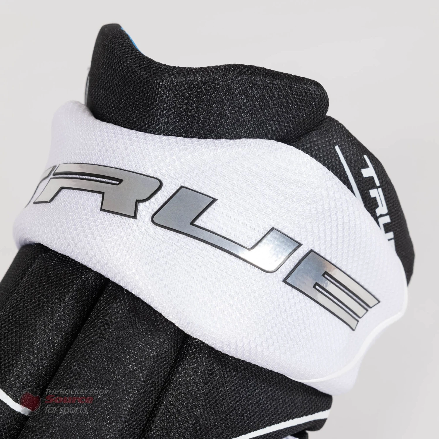 TRUE Catalyst Pro Senior Hockey Gloves 13 TRUE Catalyst Pro Senior Hockey Gloves - Image 13