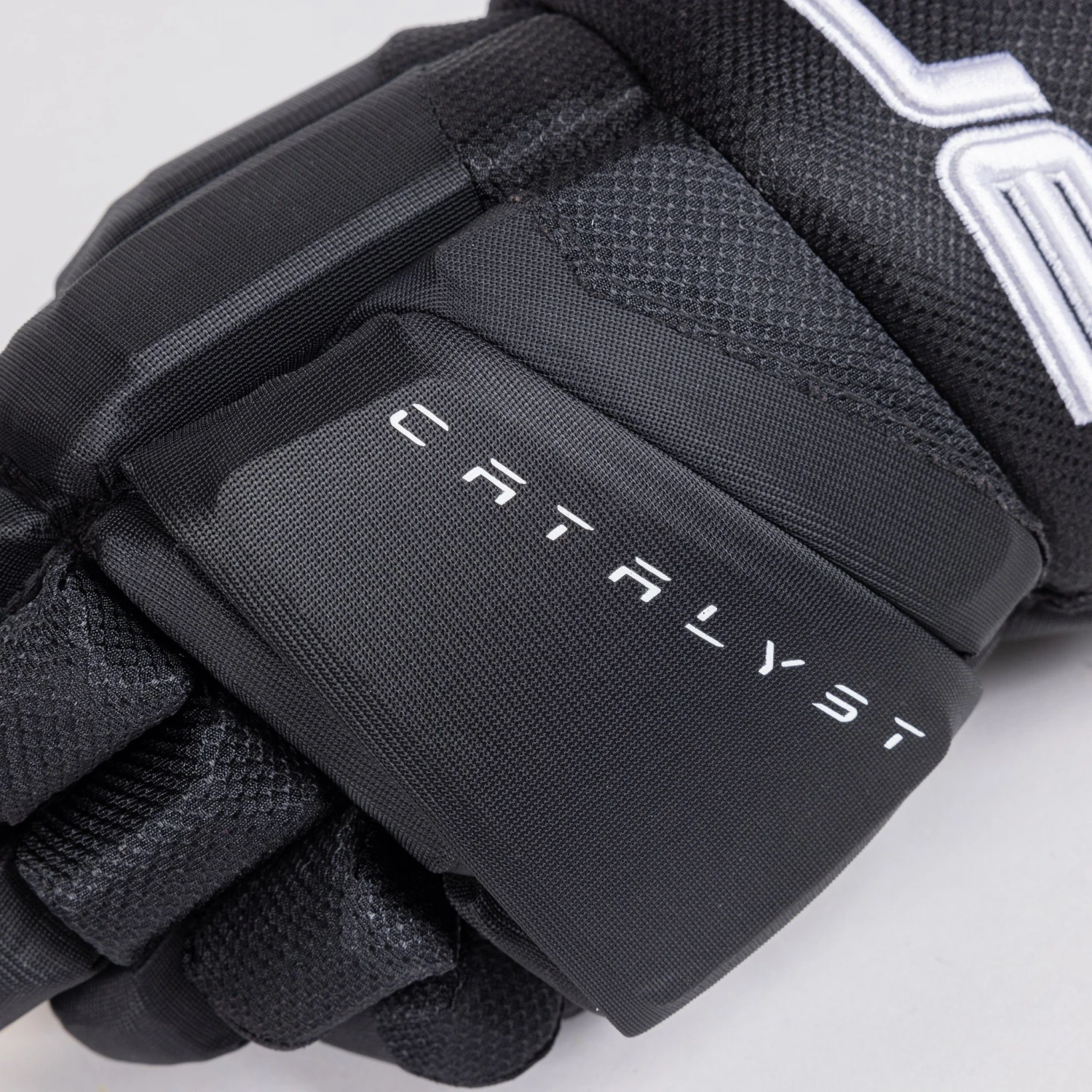 TRUE Catalyst Pro Stock Senior Hockey Glove - Pittsburgh 7 TRUE Catalyst Pro Stock Senior Hockey Glove - Pittsburgh - Image 7
