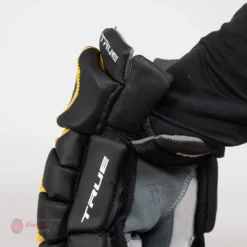 TRUE XC7 Senior Hockey Gloves 27 TRUE XC7 Senior Hockey Gloves -True true gloves true xc7 senior hockey gloves 28534939451458