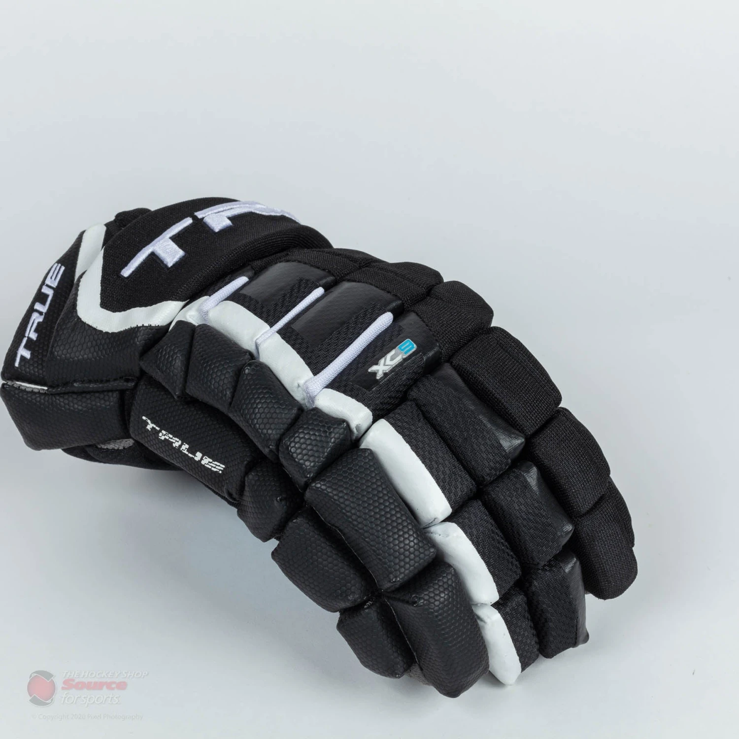 TRUE XC9 Pro Senior Hockey Gloves 3 TRUE XC9 Pro Senior Hockey Gloves - Image 3