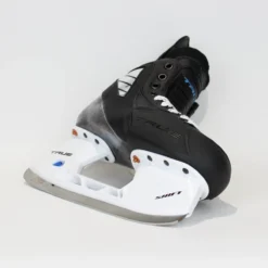 TRUE Player Junior Hockey Skates - Pro Stock - Shift Holder - Size 5 -True true hockey skates true player junior hockey skates pro stock shift holder size 5 5 r standard 15186617401410
