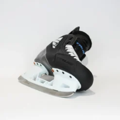 TRUE Player Junior Hockey Skates - Pro Stock - VH Holder - Felt Liner - Size 5 -True true hockey skates true player junior hockey skates pro stock vh holder felt liner size 5 5 r standard 15186586533954