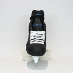 TRUE Player Junior Hockey Skates - Pro Stock - VH Holder - Felt Liner - Size 5 -True true hockey skates true player junior hockey skates pro stock vh holder felt liner size 5 5 r standard 15186586599490