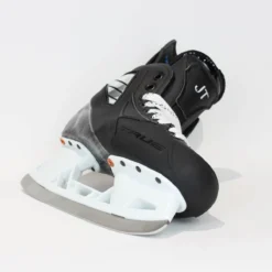 TRUE Player Junior Hockey Skates - Pro Stock - VH Holder - "JT" - Size 5 -True true hockey skates true player junior hockey skates pro stock vh holder jt size 5 5 r standard 15186605080642