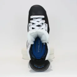 TRUE Player Junior Hockey Skates - Pro Stock - VH Holder - White Side - "NAT" - Size 5 -True true hockey skates true player junior hockey skates pro stock vh holder white side nat size 5 5 r standard 15186595807298