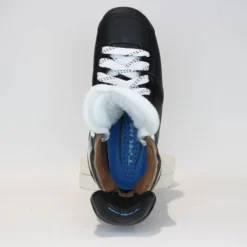 TRUE Player Senior Hockey Skates - Pro Stock - Edge Holder - Beige Liner - Size 9 -True true hockey skates true player senior hockey skates pro stock edge holder beige liner size 9 9 r standard 15187073957954