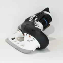 TRUE Player Senior Hockey Skates - Pro Stock - Edge Holder - Beige Liner - Size 9 -True true hockey skates true player senior hockey skates pro stock edge holder beige liner size 9 9 r standard 15187074023490