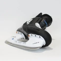 TRUE Player Senior Hockey Skates - Pro Stock - Shift Holder - Size 8 -True true hockey skates true player senior hockey skates pro stock shift holder size 8 8 r standard 15187098763330