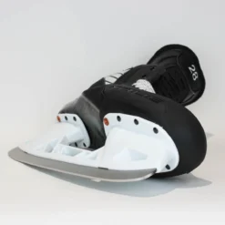 TRUE Player Senior Hockey Skates - Pro Stock - VH Holder - "28" - Size 11 -True true hockey skates true player senior hockey skates pro stock vh holder 28 size 11 11 r standard 15187108429890