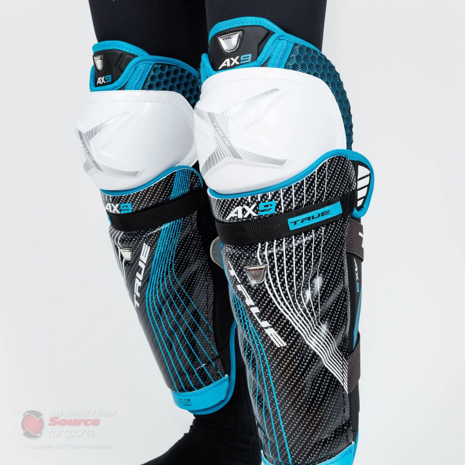 TRUE AX9 Senior Hockey Shin Guards 3 TRUE AX9 Senior Hockey Shin Guards - Image 3