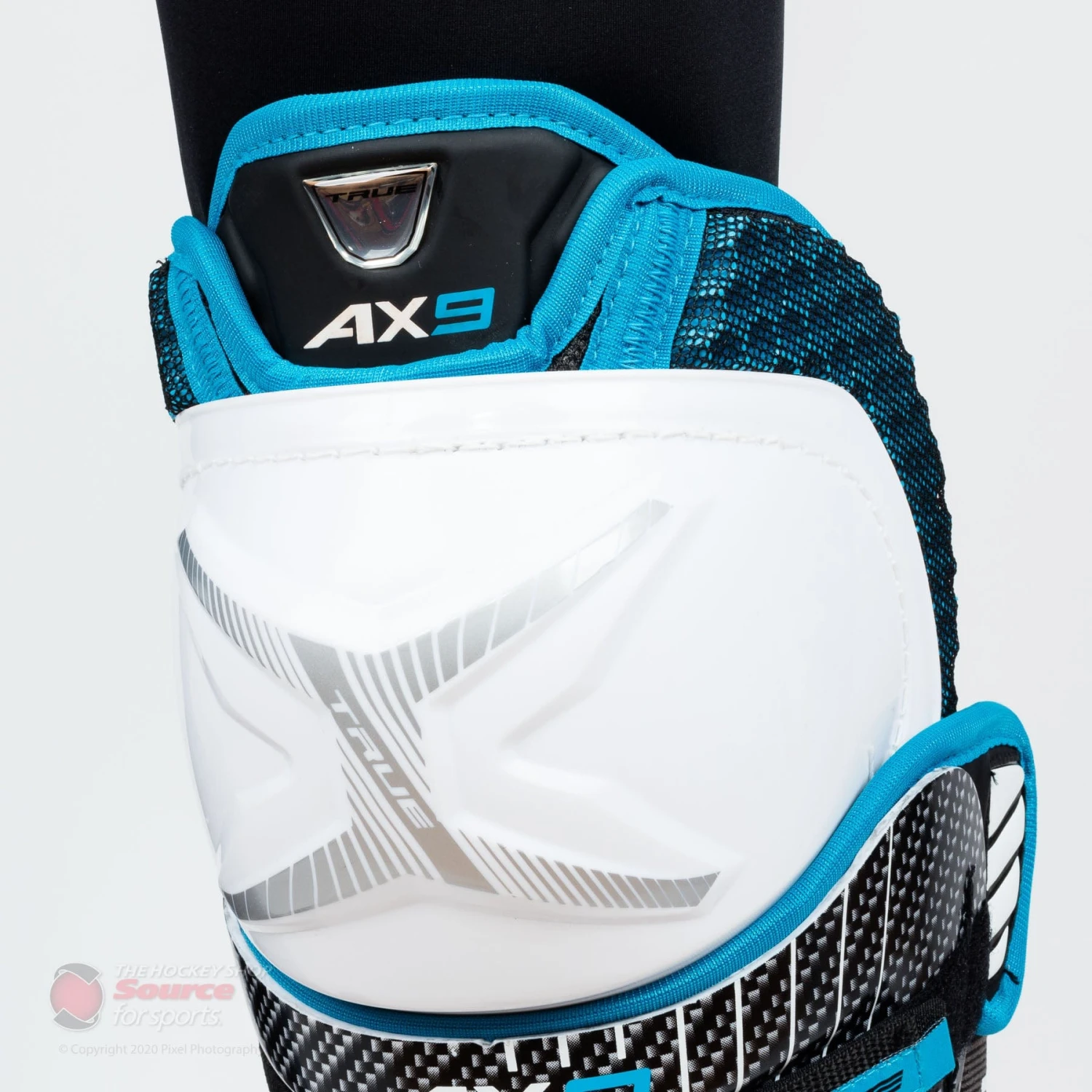 TRUE AX9 Senior Hockey Shin Guards 6 TRUE AX9 Senior Hockey Shin Guards - Image 6